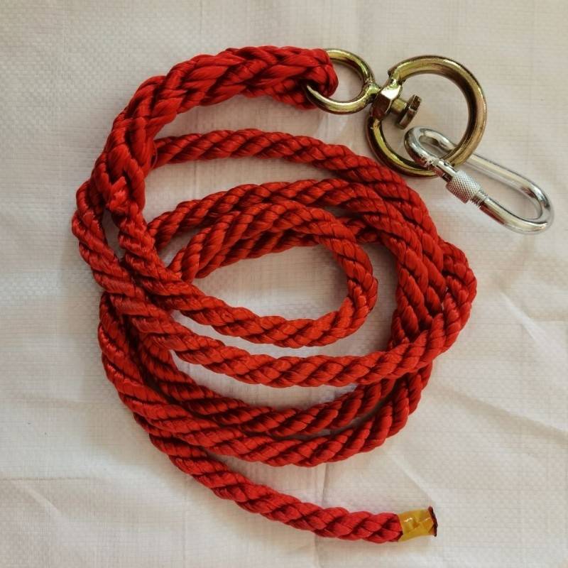 Red two-metre hook and spin